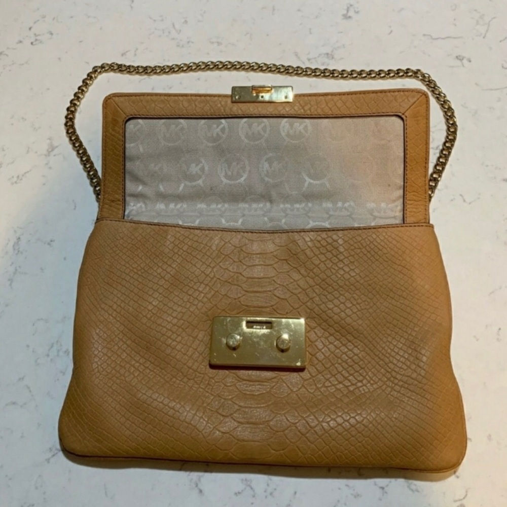 Michael KORS Python Gold Chain Purse - Picture 3 of 7